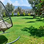 Infinity Ruby ホテル フェティエ