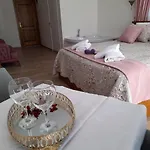 Hotel Infinity Ruby