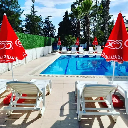 Hotel Infinity Ruby
