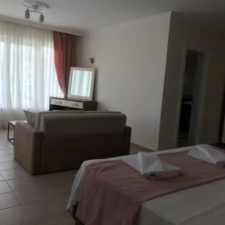 Otel Infinity Ruby 4*