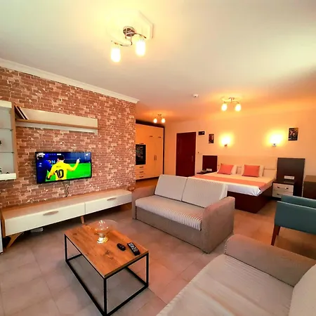 Hotel Infinity Ruby