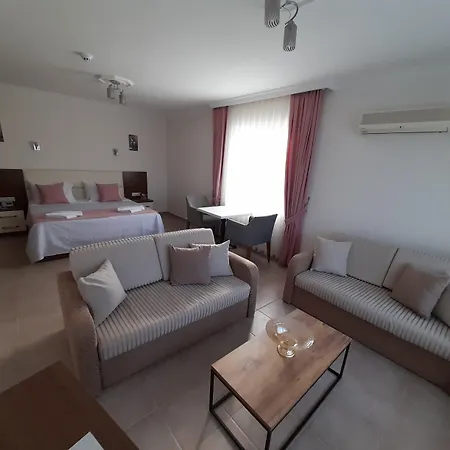 Szálloda Infinity Ruby 4*